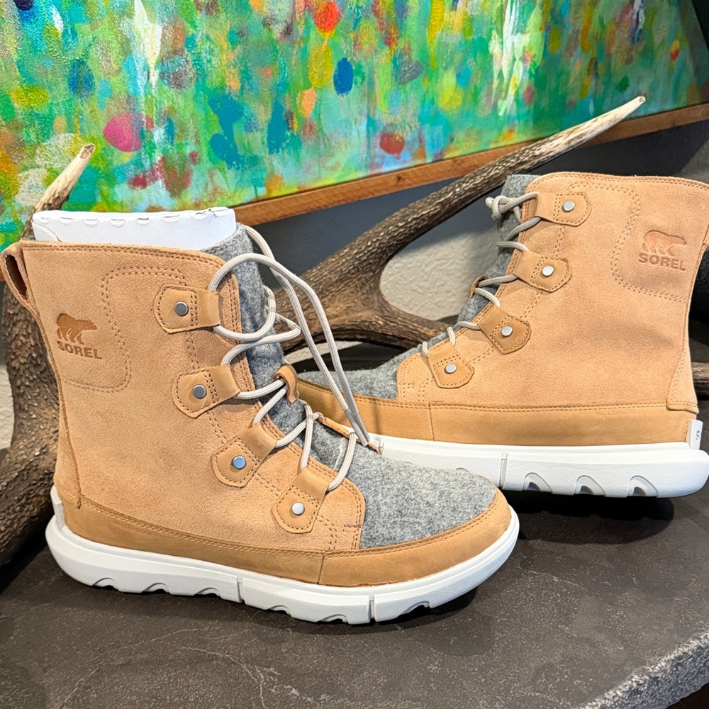 Sorel Explorer II Joan Felt WP Boots- NWT